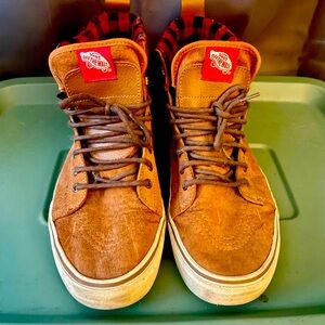 Vans Men’s size 13 Brown Suade and Buffalo Plaid All Weather Sk8-Hi… Gently worn